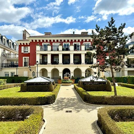 Suite Medicis Near Disneyland Serris Exterior photo